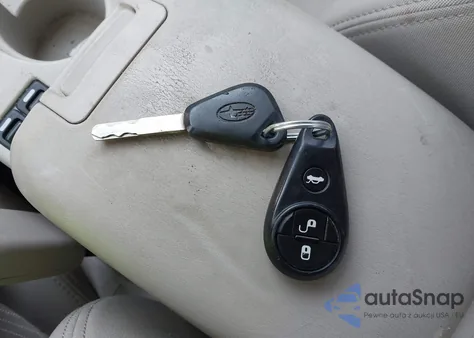 2010 Subaru Impreza Outback Sport z USA, uszkodzony, nr VIN JF1GH6D63AH811521